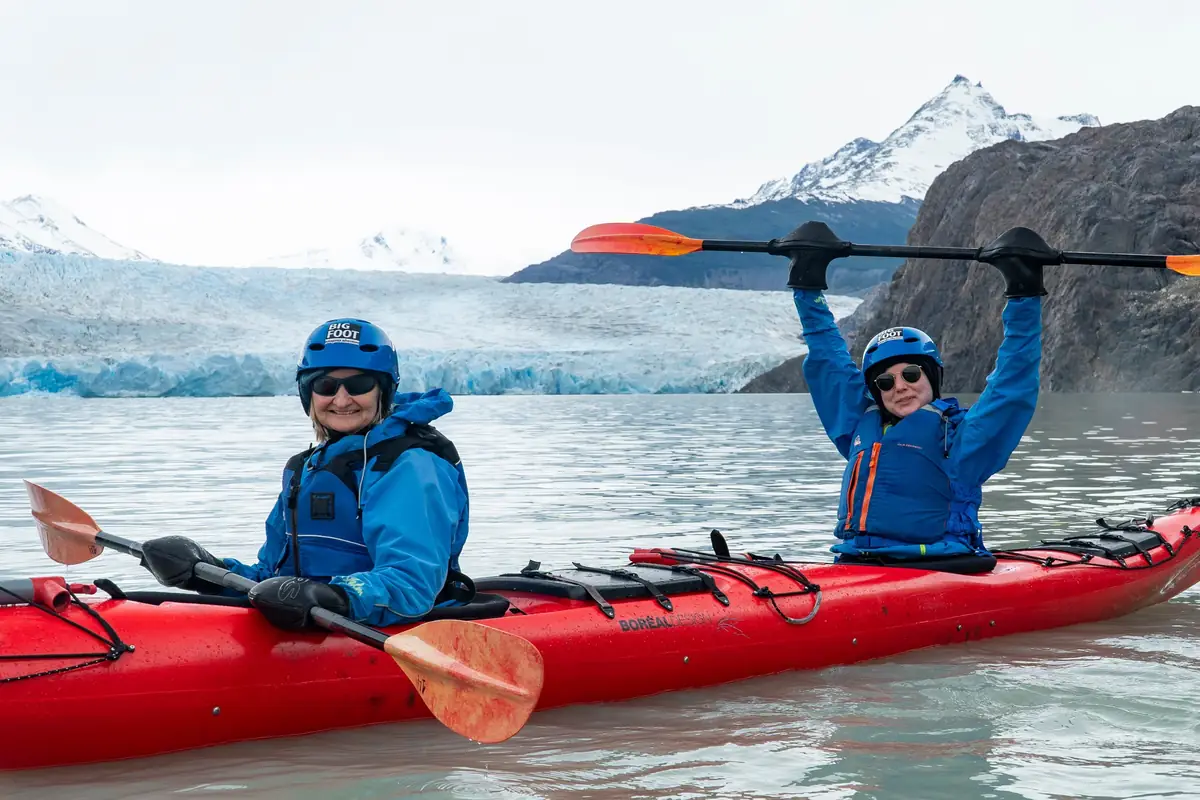 Premium: Kajak auf dem Lago Grey (nach dem C-Trek) — 11
