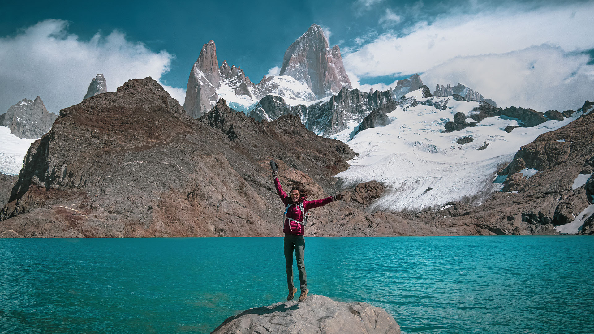 https://hackpatagonia.cl/wp-content/uploads/2025/05/hiking-to-fitz-roy-mountain-patagonia-argentina-2024-12-02-00-49-45-utc.jpg